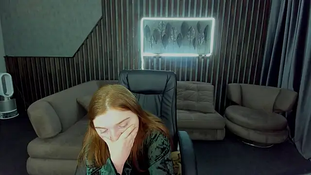 KattyRose8 online show from October 20, 5:43 am