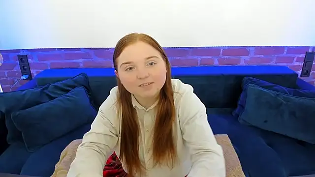 Snapshot of KattyRose8 chatting on October 3, 6:46 pm KattyRose8 online show from October 3, 6:46 pm