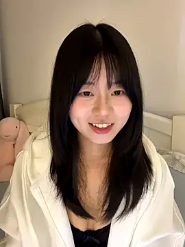 Snapshot of Ella-A9 chatting on October 12, 4:31 pm Ella-A9 online show from October 12, 4:31 pm