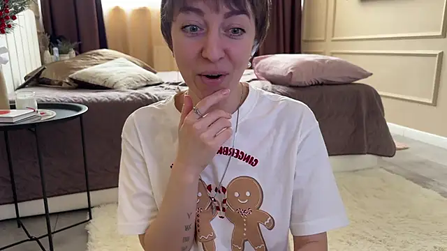 daniellia  online show from January 17, 9:39 am