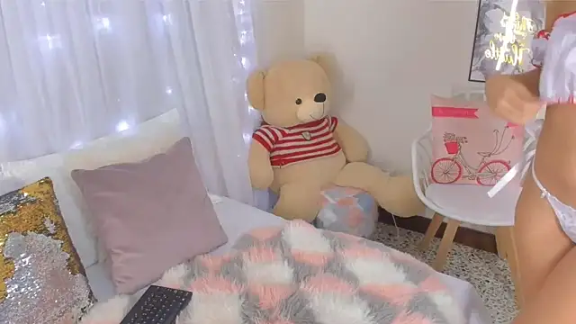 looklikeamovie online show from October 1, 8:36 pm