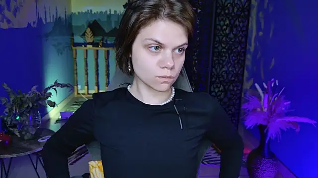 EllieMurler online show from October 13, 1:03 pm