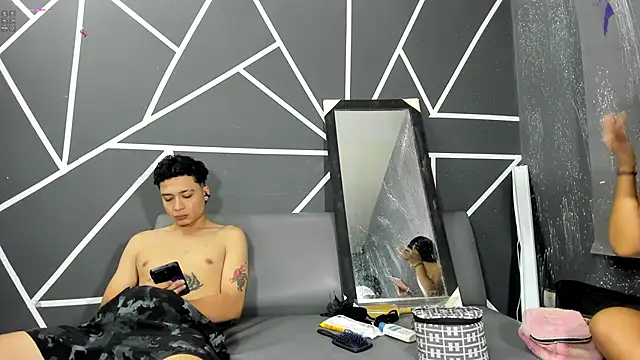 Crazy Cult Sex online show from September 9, 1:44 pm