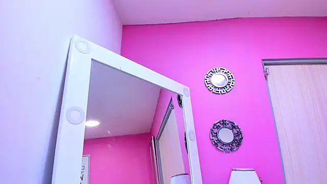 Snapshot of Martina_Aldana chatting on September 27, 12:56 pm Martina Aldana online show from September 27, 12:56 pm