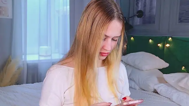 Sofii Ly online show from October 10, 6:07 am