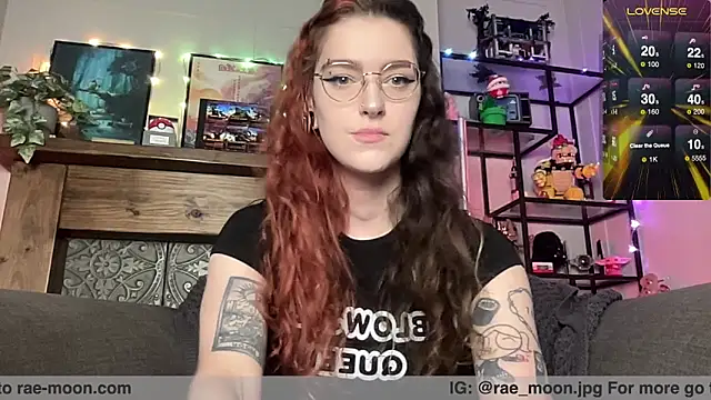 rae moonn online show from July 16, 1:05 pm