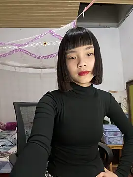 andymi1 online show from April 23, 1:02 pm