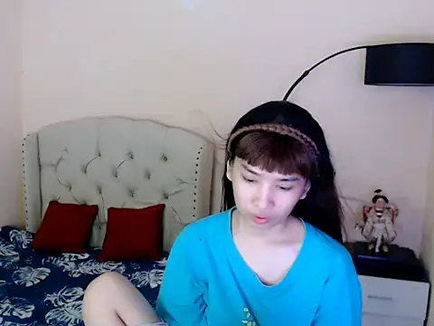 ShantalFoxxy  online show from July 24, 2:09 am