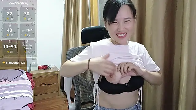 Snapshot of Haili-1 chatting on October 15, 2:08 pm Haili-1 online show from October 15, 2:08 pm