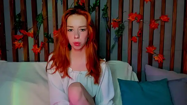 Lori Williams online show from November 13, 1:04 am