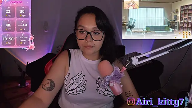 lila kitty81 online show from February 28, 1:05 am