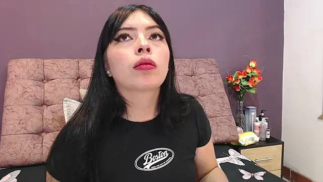 Snapshot of KateWelsin chatting on October 18, 8:21 pm KateWelsin online show from October 18, 8:21 pm