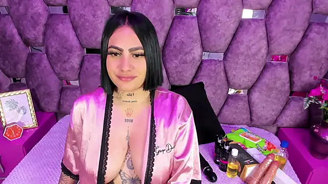 nikky latin online show from February 15, 3:53 am