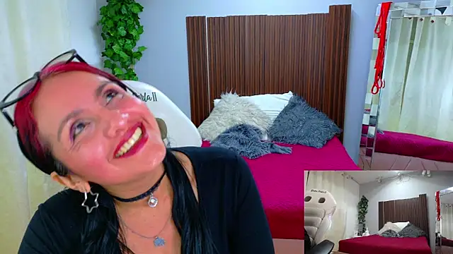 kataleya 29 online show from January 15, 9:43 pm