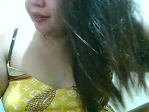 Snapshot of fresh_rosie chatting on September 23, 8:40 pm fresh rosie online show from September 23, 8:40 pm