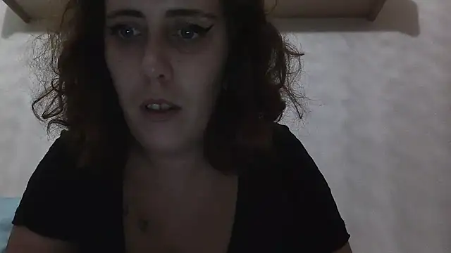 laxinna123 online show from October 22, 9:42 pm