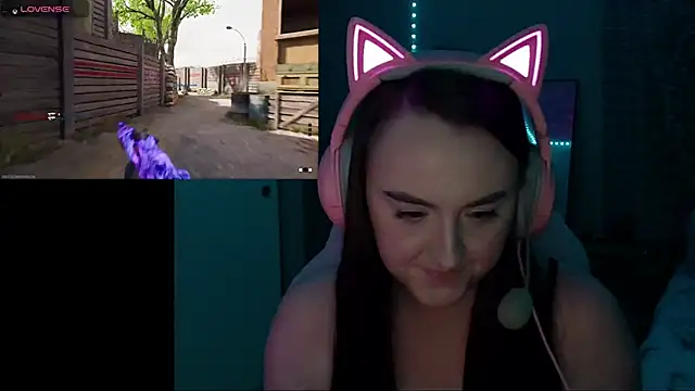 Snapshot of missribbons chatting on September 22, 7:12 pm missribbons online show from September 22, 7:12 pm