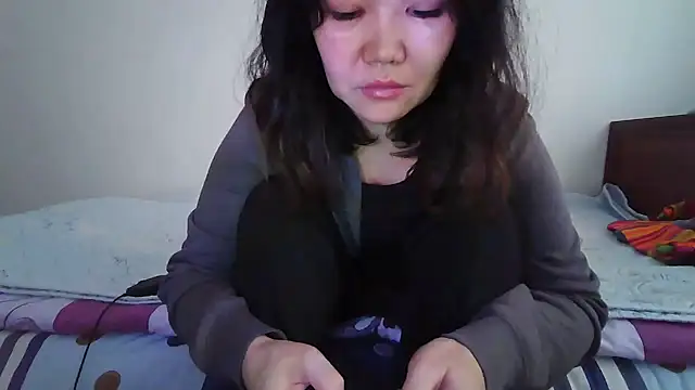 sakuradelreina online show from December 21, 6:50 am