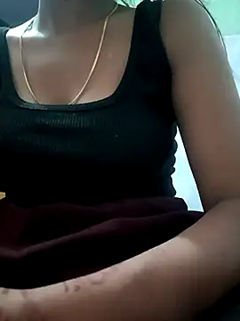 Snapshot of sakshi5533 chatting on September 14, 5:44 pm sakshi5533 online show from September 14, 5:44 pm
