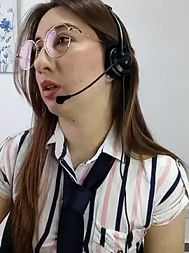 Snapshot of SUSY__06 chatting on October 7, 12:09 pm SUSY 06 online show from October 7, 12:09 pm