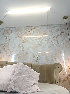 nathaliamiller online show from November 27, 8:01 pm