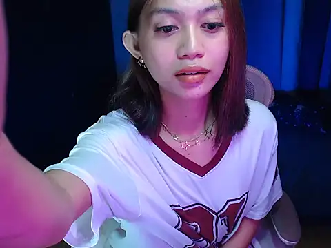 kiamiller x online show from March 9, 12:30 pm