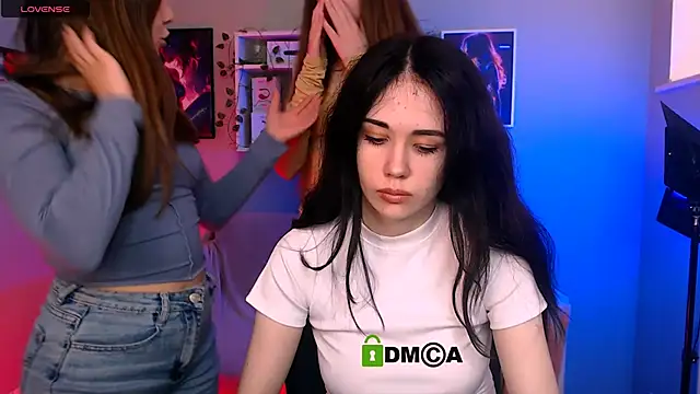 nekky mouse online show from September 12, 9:40 am