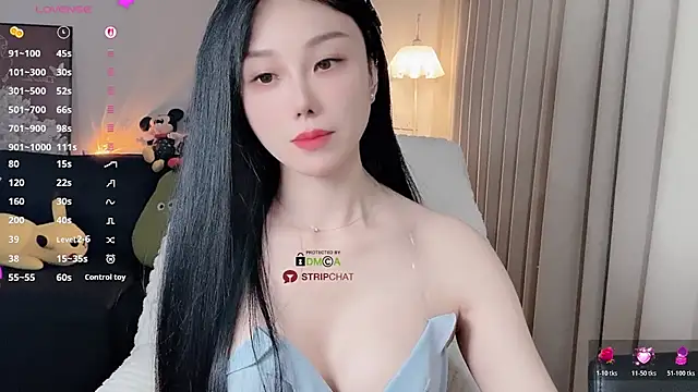 Xiatian520  online show from February 7, 1:59 pm