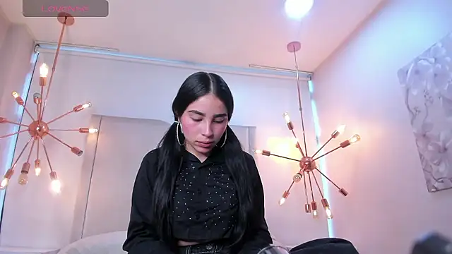 CandySays online show from January 18, 11:50 am