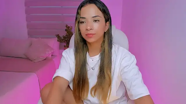 Chloe Rain online show from August 5, 11:22 pm