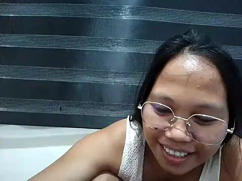 SpankyMyAss69 online show from March 18, 3:39 pm