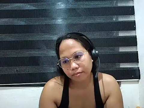 SpankyMyAss69 online show from March 6, 5:08 pm