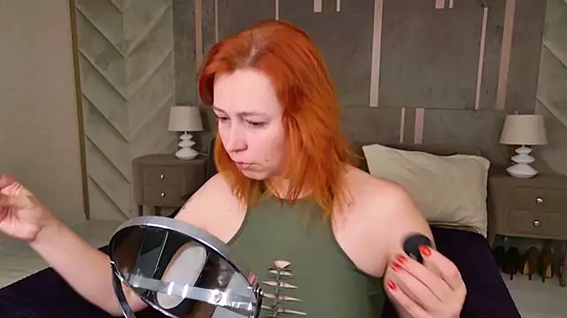 Evie Bennet online show from September 16, 10:45 am