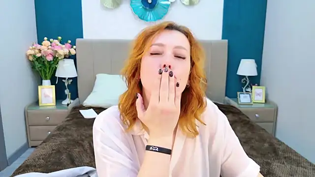 Evie Bennet online show from October 15, 4:09 pm