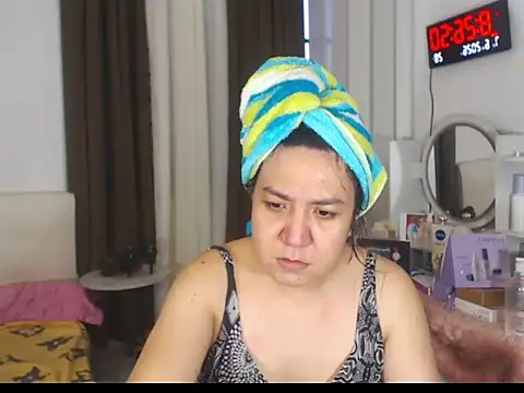 stellahugeX online show from June 7, 12:28 am