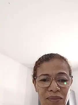 Snapshot of Merybeks chatting on October 14, 11:02 am Merybeks online show from October 14, 11:02 am