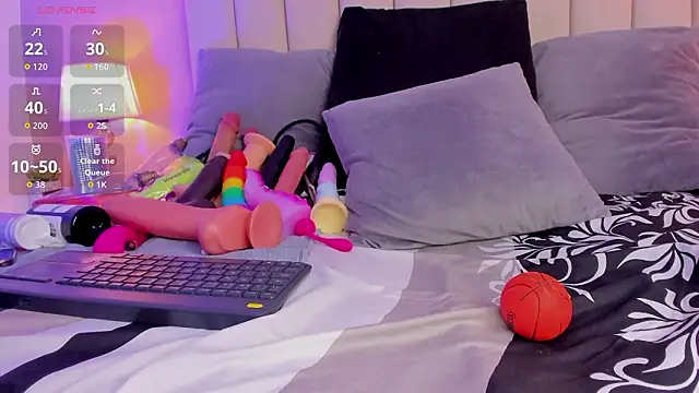 Willow Wright online show from March 1, 3:01 pm