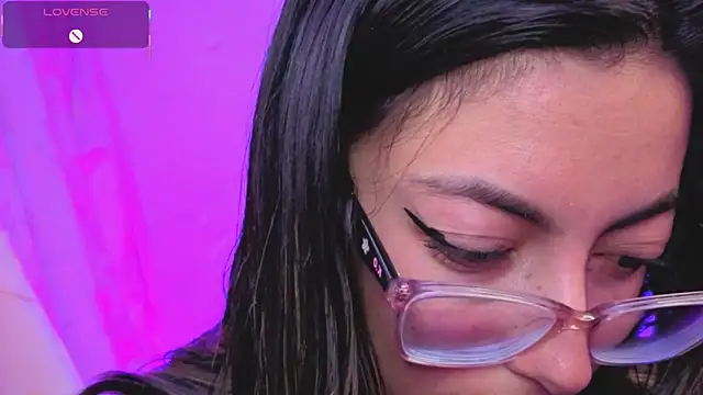 Miranda sexlove  online show from February 5, 7:00 am