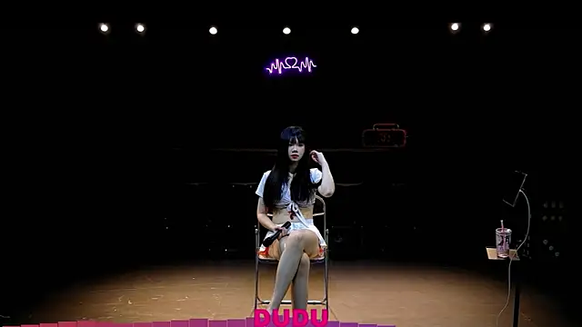 Snapshot of yznt-dudu chatting on September 12, 11:28 am yznt-dudu online show from September 12, 11:28 am
