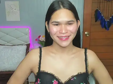 Snapshot of AlianaBlair chatting on October 10, 2:55 pm AlianaBlair online show from October 10, 2:55 pm
