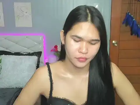 Snapshot of AlianaBlair chatting on October 14, 2:30 pm AlianaBlair online show from October 14, 2:30 pm
