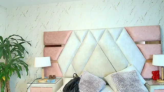 Cinthiabaker online show from March 27, 2:40 pm