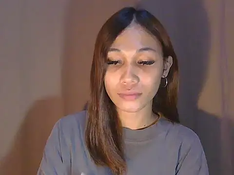 Urfucking khloe1 online show from July 29, 5:18 am