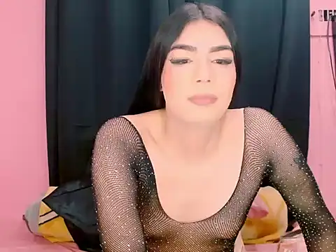 Snapshot of _crystal23_ chatting on October 11, 4:39 am crystal23 online show from October 11, 4:39 am