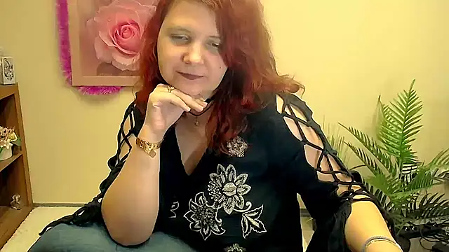 TwoBigSuns online show from January 7, 8:50 am