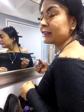 Aniajoness  online show from November 14, 4:45 am