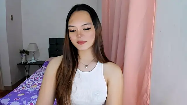 Snapshot of ameliamaureen chatting on October 17, 5:05 pm ameliamaureen online show from October 17, 5:05 pm