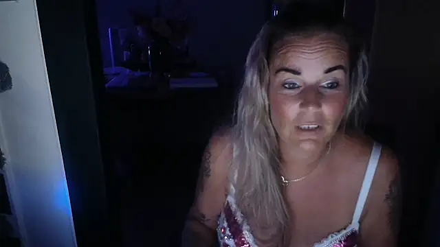Mrs-Aurora online show from July 14, 10:14 pm