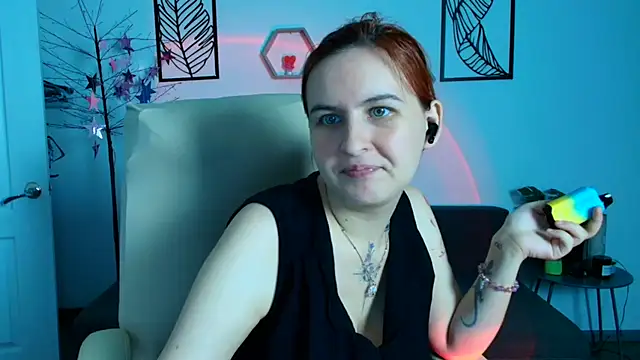 RubyHolmess online show from September 20, 6:06 pm
