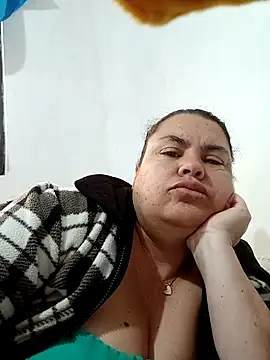 yaneth  online show from October 23, 12:00 pm